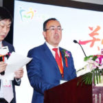 Mozo-Grau,-durante-el-acto-de-presentación-del-programa-China-Oral-Health-Care.